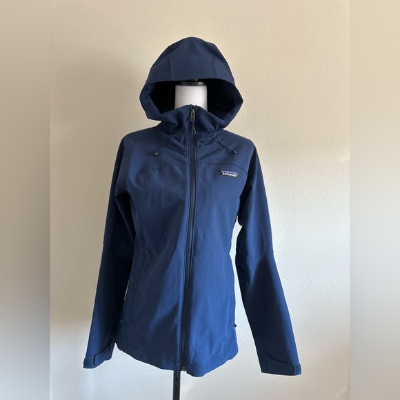 Patagonia Hooded Jacket - Women's - Picture 6 of 16